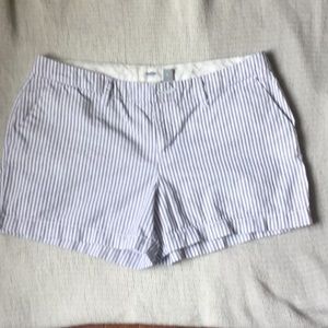 Old Navy size 6 shorts